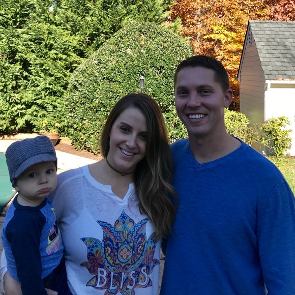 Meet your Posher, Jennifer - Picture 2 of 4